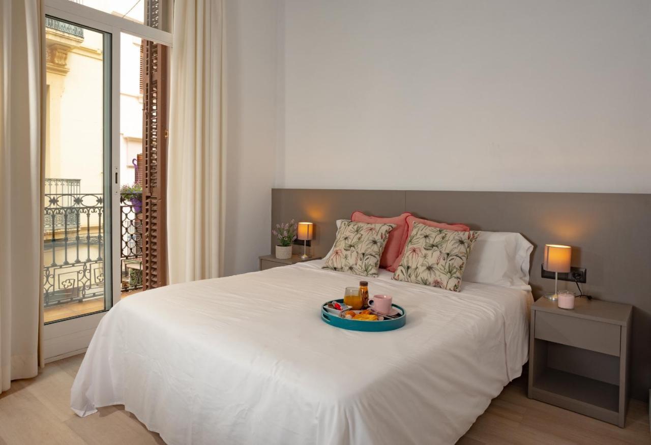 Antonios Hostal Sitges Exterior photo